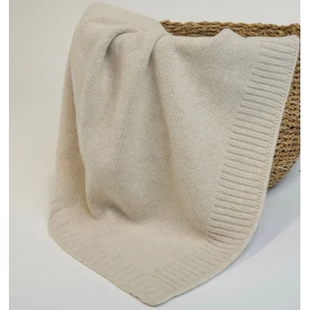Koc z Wełny Merino 100% LANEA gładki Koc z Wełny Merino 100% LANEA gładki