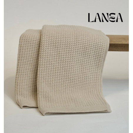 Koc z Wełny Merino 100% LANEA z piki waflowej Koc z Wełny Merino 100% LANEA z piki waflowej