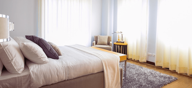 5 rad na dobry sen, czyli zadbaj o odpowiednią atmosferę w sypialni